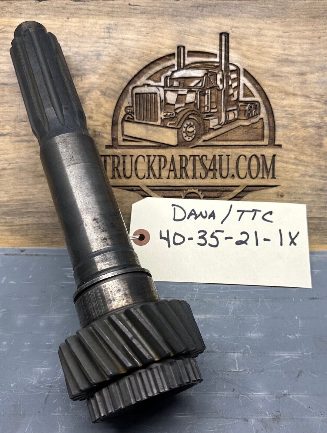 40-35-21-1X Dana Spicer Input Shaft – ES42-5 Transmission, Genuine New